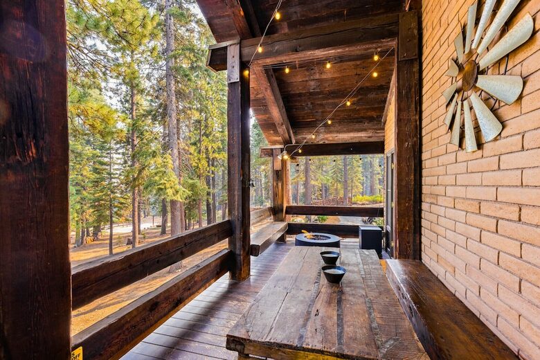 Quintessential Mountain Chalet On 10 Acres - Truckee, California