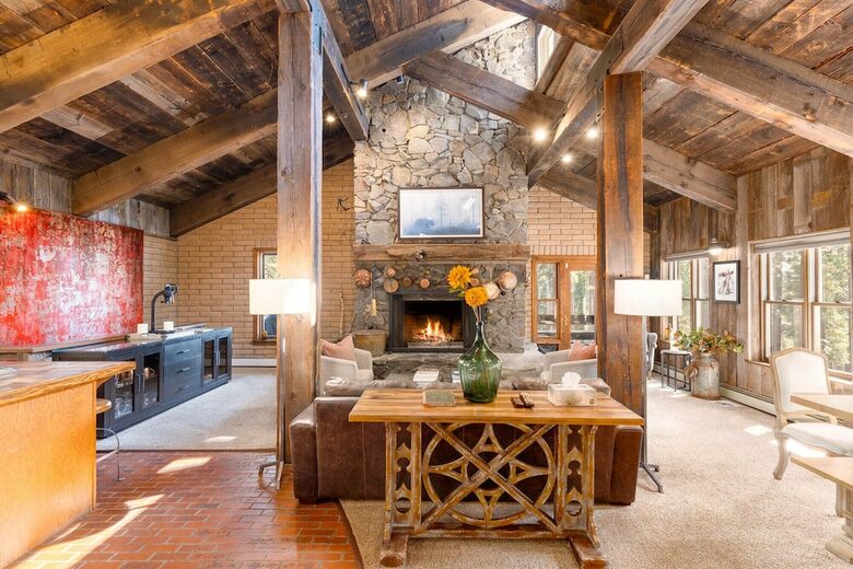 Quintessential Mountain Chalet On 10 Acres - Truckee, California
