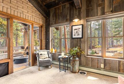 Quintessential Mountain Chalet On 10 Acres - Truckee, California