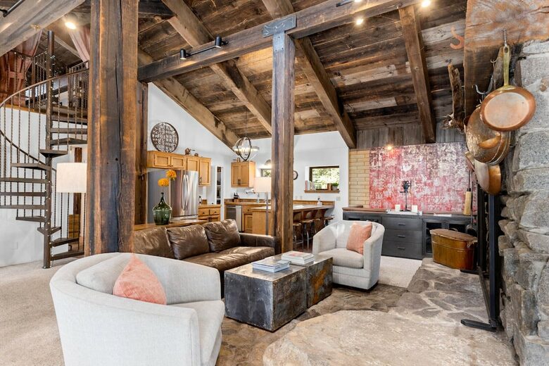 Quintessential Mountain Chalet On 10 Acres - Truckee, California