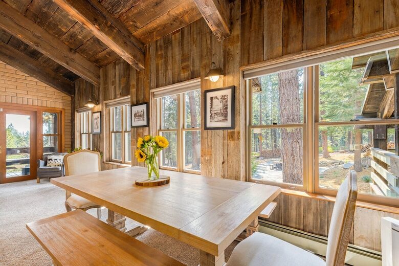Quintessential Mountain Chalet On 10 Acres - Truckee, California