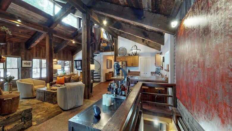 Quintessential Mountain Chalet On 10 Acres - Truckee, California