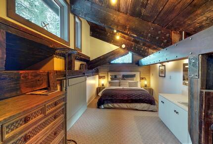 Quintessential Mountain Chalet On 10 Acres - Truckee, California