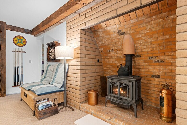 Quintessential Mountain Chalet On 10 Acres - Truckee, California