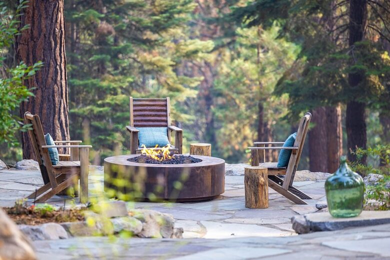 Quintessential Mountain Chalet On 10 Acres - Truckee, California