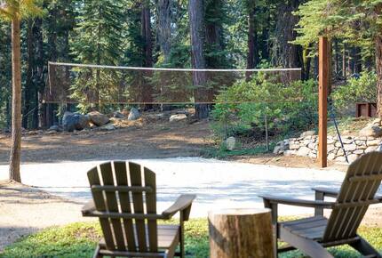 Quintessential Mountain Chalet On 10 Acres - Truckee, California