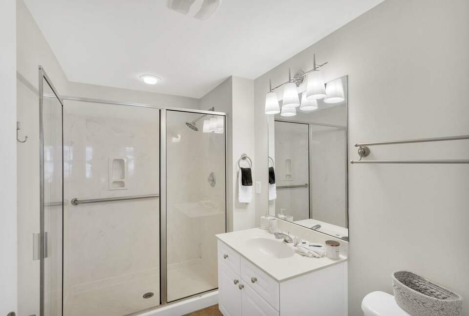 Charming 2 Bedroom 30A Beach Retreat - Santa Rosa Beach, Florida