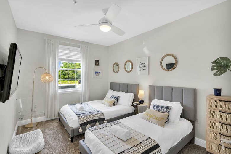 Charming 2 Bedroom 30A Beach Retreat - Santa Rosa Beach, Florida