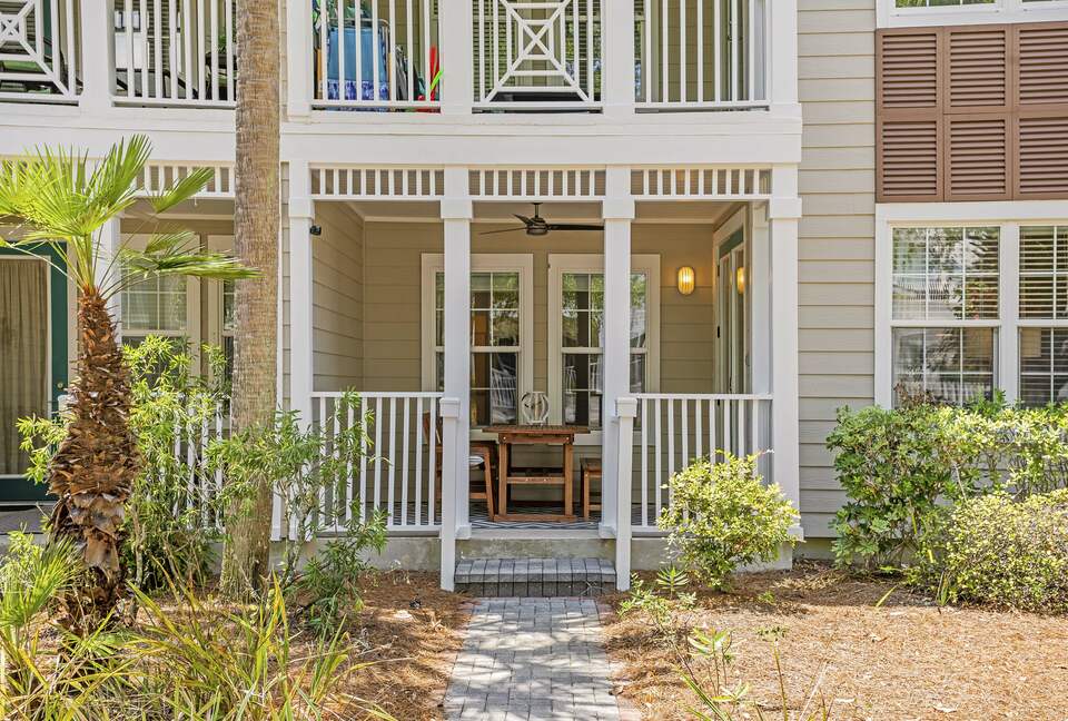 Charming 2 Bedroom 30A Beach Retreat - Santa Rosa Beach, Florida