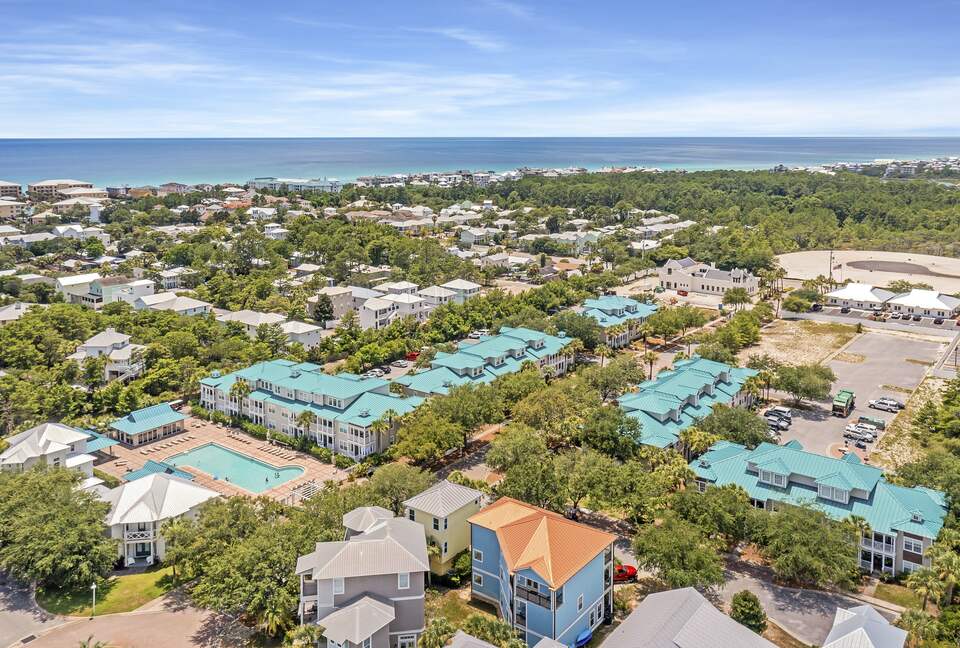 Charming 2 Bedroom 30A Beach Retreat - Santa Rosa Beach, Florida