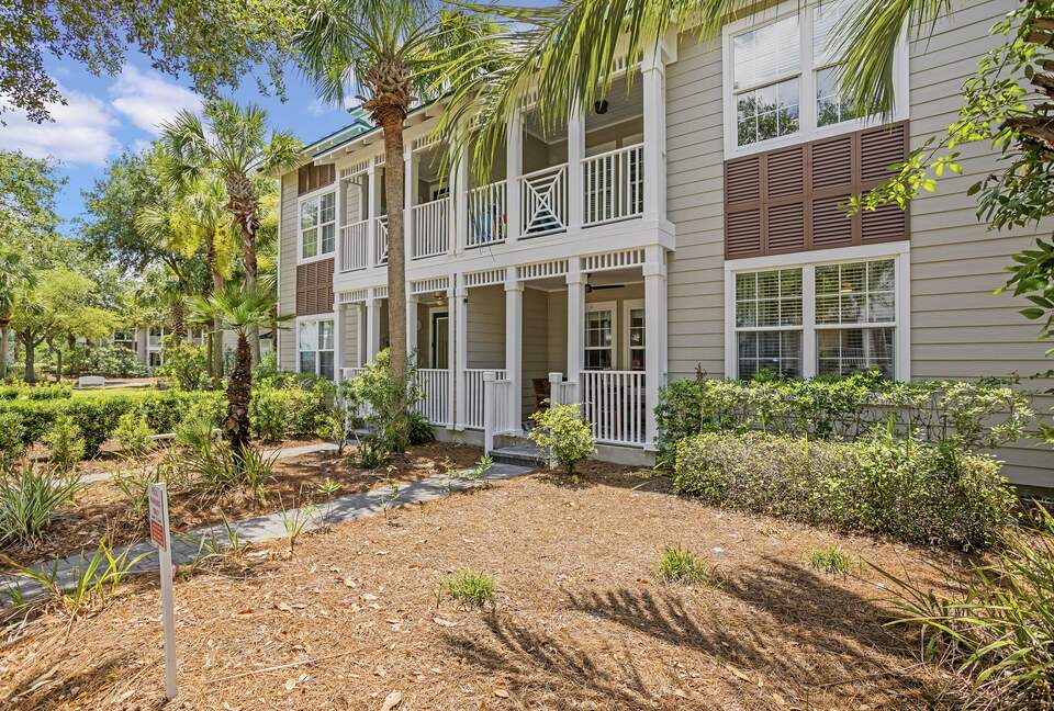 Charming 2 Bedroom 30A Beach Retreat - Santa Rosa Beach, Florida
