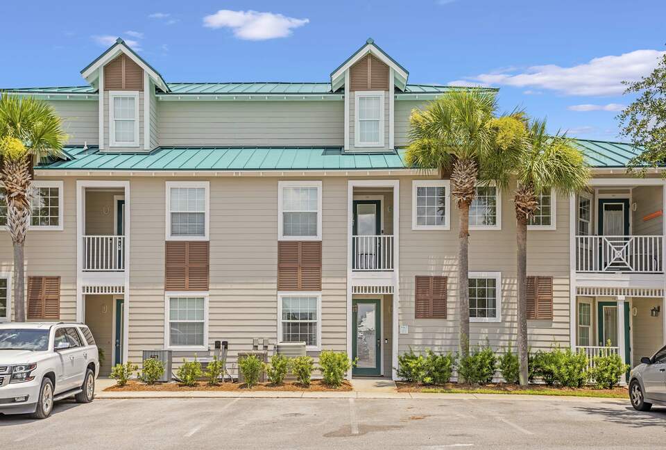 Charming 2 Bedroom 30A Beach Retreat - Santa Rosa Beach, Florida