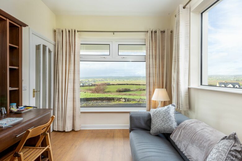 Keel Lodge - Lahinch, Ireland