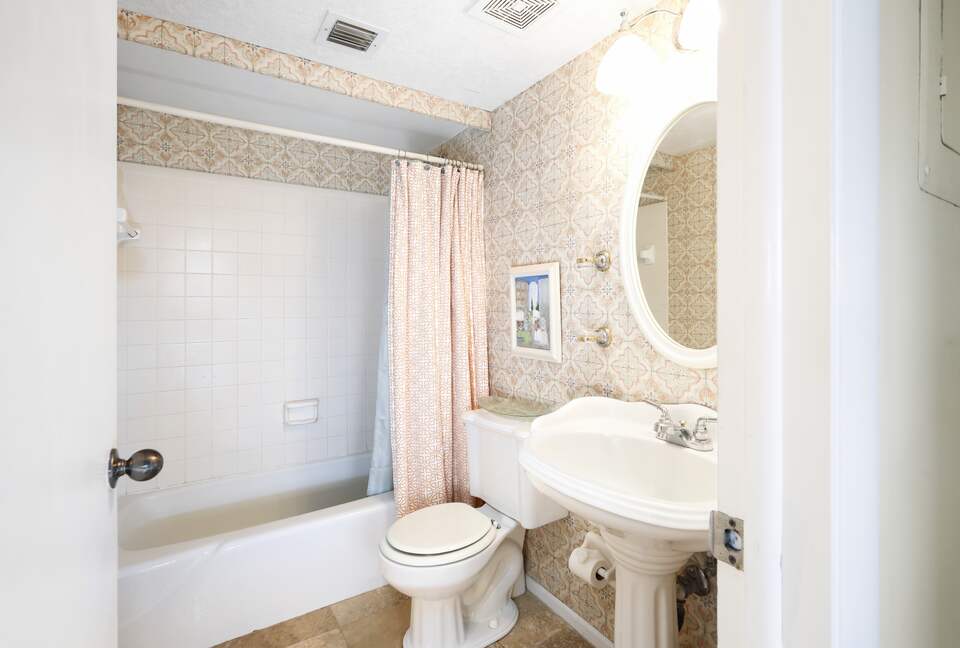 Direct Oceanfront with Rocket Launch Views - Florida 7th FL Condo - 1 hour to Disney - Satellite Beach, Florida