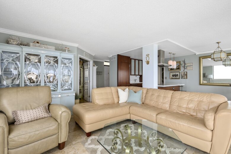 Direct Oceanfront with Rocket Launch Views - Florida 7th FL Condo - 1 hour to Disney - Satellite Beach, Florida