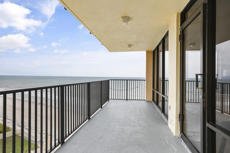 Direct Oceanfront with Rocket Launch Views - Florida 7th FL Condo - 1 hour to Disney - Satellite Beach, Florida
