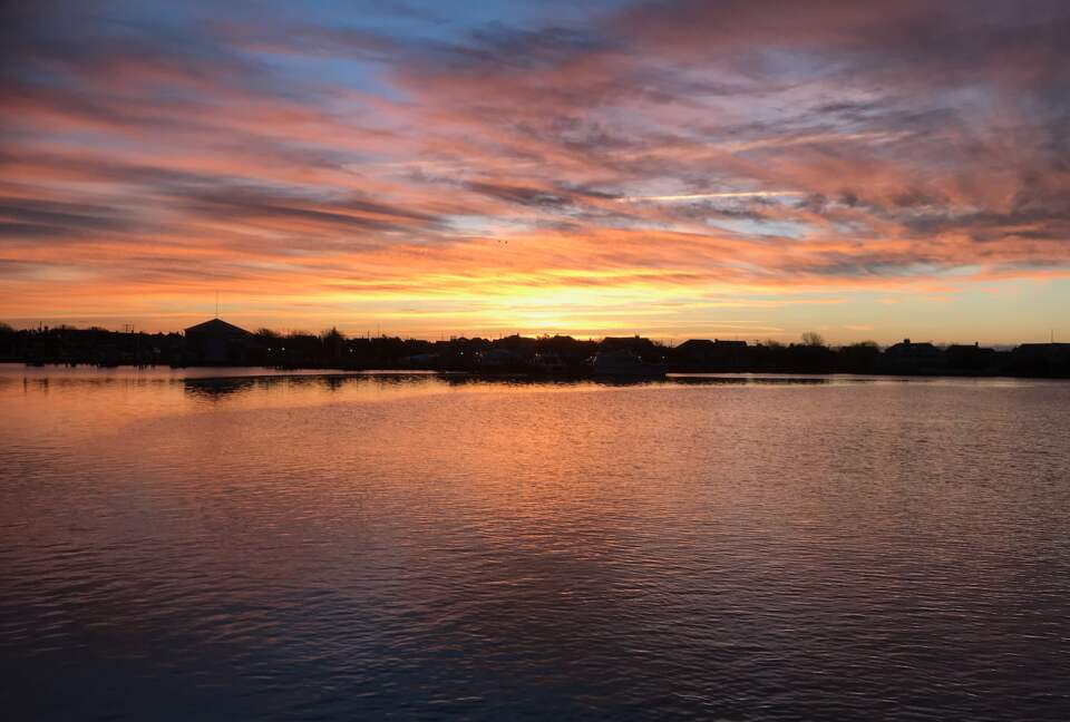 Charming Jersey Shore Beach Cottage | Close to Beaches, Town and Parks - Point Pleasant, New Jersey