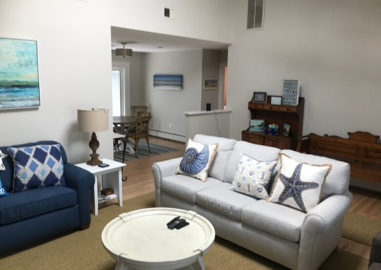 Charming Jersey Shore Beach Cottage | Close to Beaches, Town and Parks - Point Pleasant, New Jersey