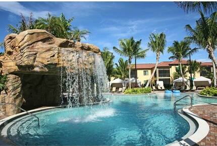 Naples Bay Resort Cottage - Naples, Florida