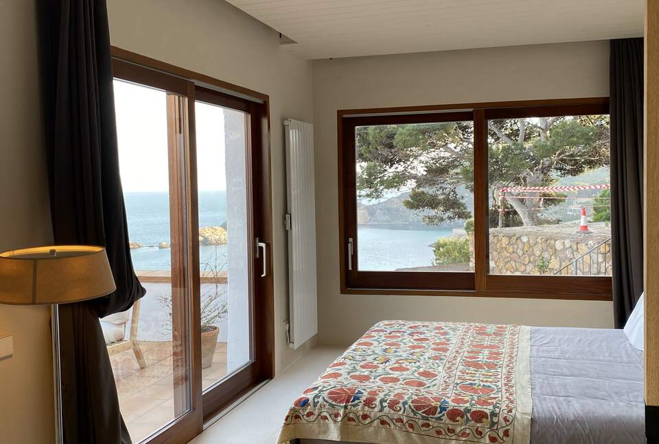 Cap sa Sal Studio - Girona, Spain