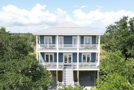 Private Gulf Front Home with Breathtaking Sunsets - Ocean Springs, Mississippi