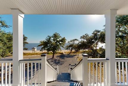 Private Gulf Front Home with Breathtaking Sunsets - Ocean Springs, Mississippi