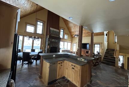 Tahoe-Style Designer Home - Truckee, California