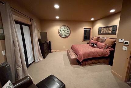 Tahoe-Style Designer Home - Truckee, California