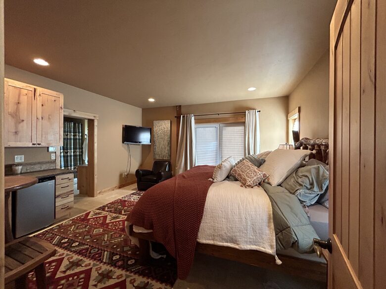 Tahoe-Style Designer Home - Truckee, California