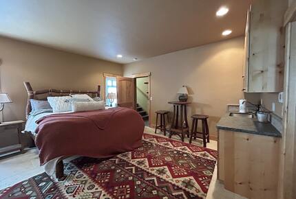 Tahoe-Style Designer Home - Truckee, California