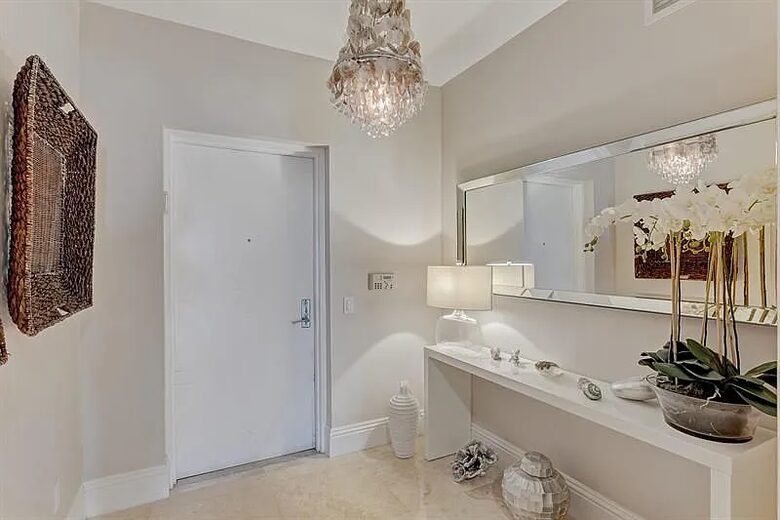 Palm Beach Marina Grande Retreat - Riviera Beach, Florida