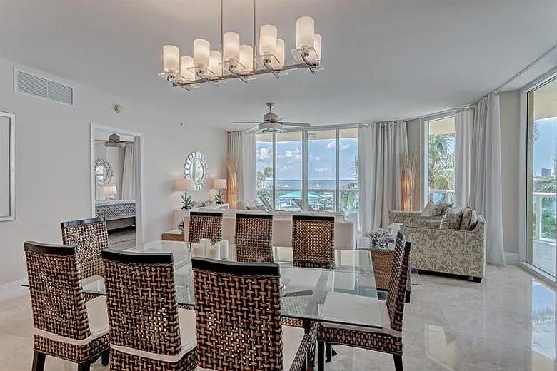 Palm Beach Marina Grande Retreat - Riviera Beach, Florida