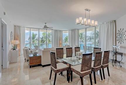 Palm Beach Marina Grande Retreat - Riviera Beach, Florida
