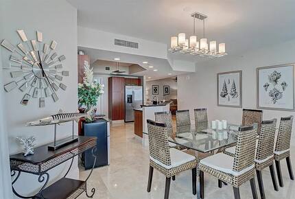 Palm Beach Marina Grande Retreat - Riviera Beach, Florida