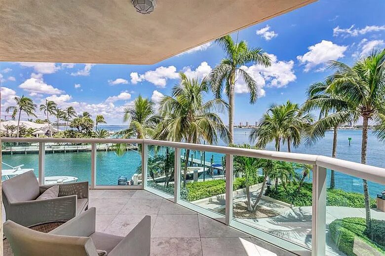 Palm Beach Marina Grande Retreat - Riviera Beach, Florida