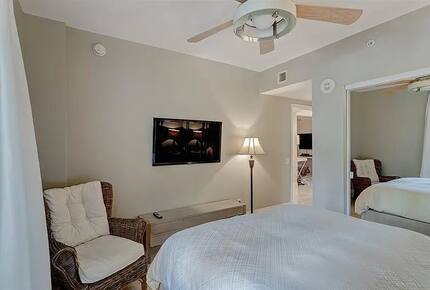 Palm Beach Marina Grande Retreat - Riviera Beach, Florida