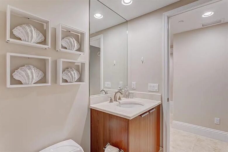 Palm Beach Marina Grande Retreat - Riviera Beach, Florida