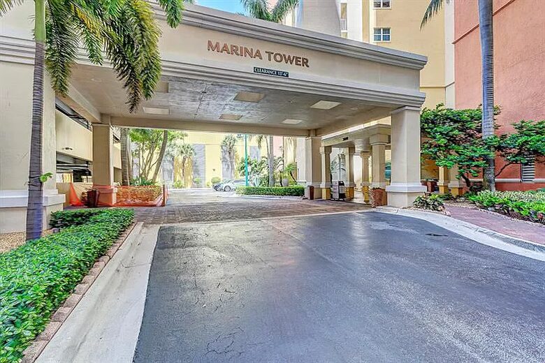 Palm Beach Marina Grande Retreat - Riviera Beach, Florida