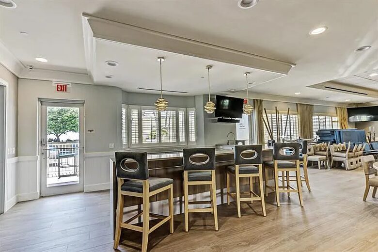 Palm Beach Marina Grande Retreat - Riviera Beach, Florida