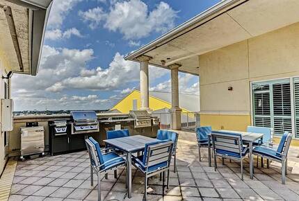 Palm Beach Marina Grande Retreat - Riviera Beach, Florida