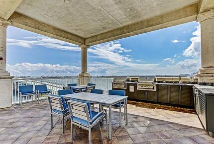 Palm Beach Marina Grande Retreat - Riviera Beach, Florida