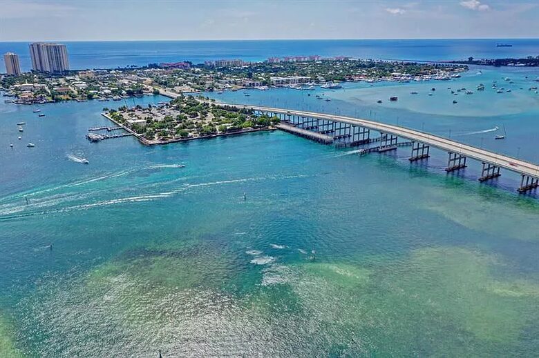 Palm Beach Marina Grande Retreat - Riviera Beach, Florida