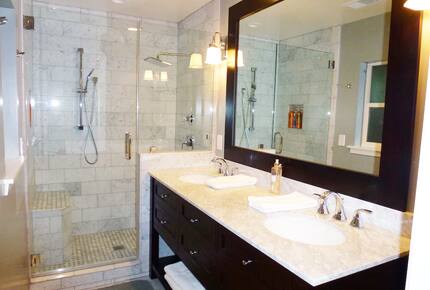 Amazing River Retreat Overlooking the Sacramento River - Anderson, California