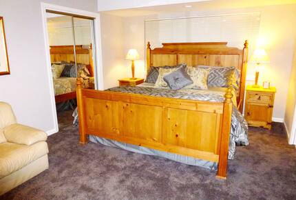 Amazing River Retreat Overlooking the Sacramento River - Anderson, California