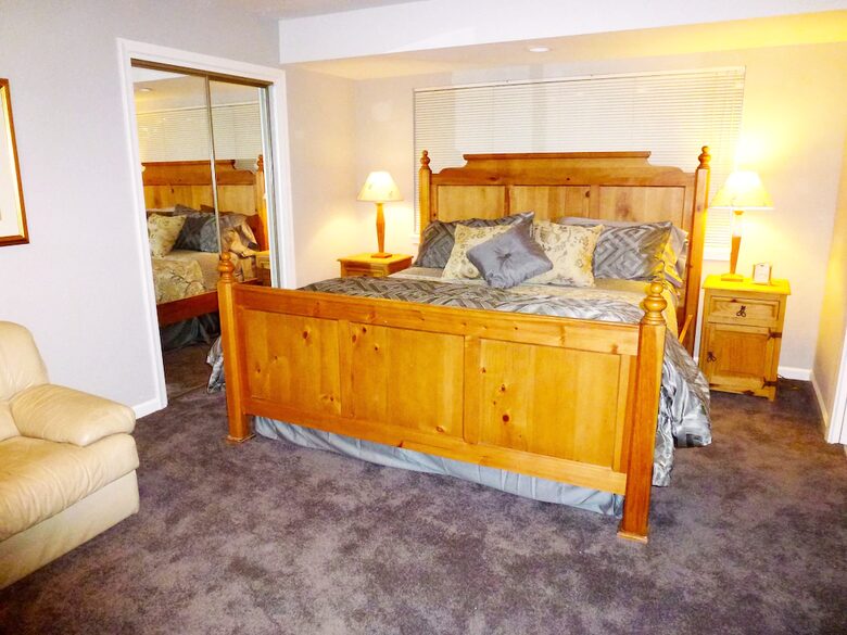 Amazing River Retreat Overlooking the Sacramento River - Anderson, California