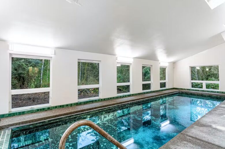 Bainbridge Island Beauty with an Indoor Pool - Bainbridge Island, Washington