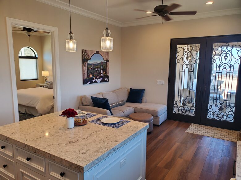 Private 1 Bedroom Villa Overlooking the Vineyards - Temecula, California