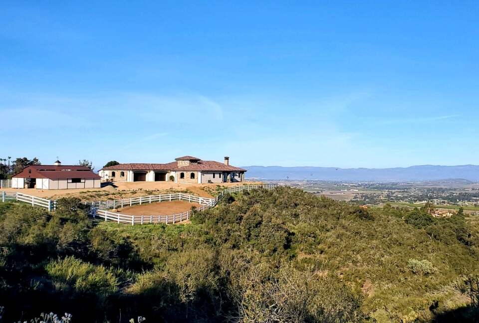 Private 1 Bedroom Villa Overlooking the Vineyards - Temecula, California