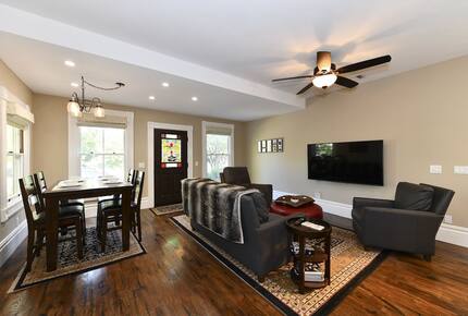 Classic Napa Downtown Cottage - Napa, California