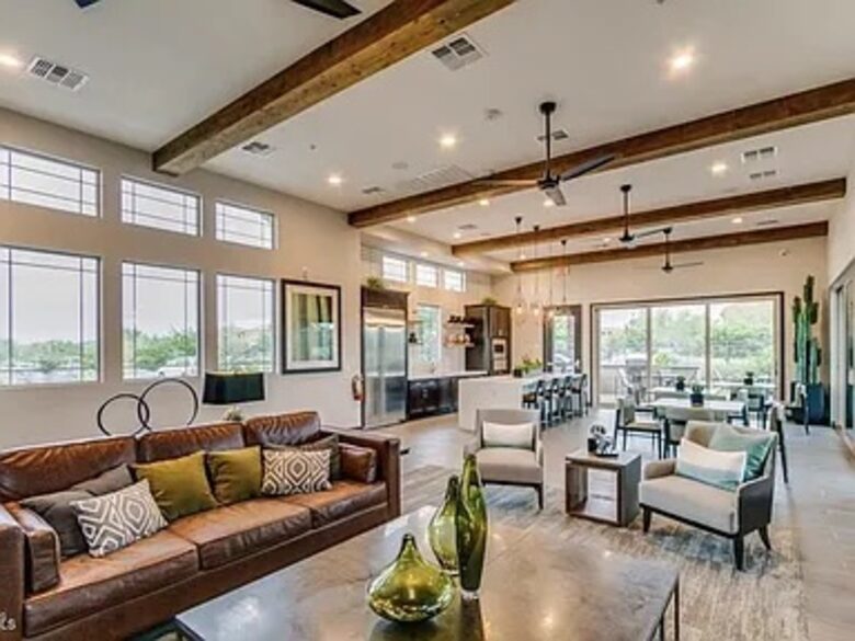 Phoenix Sanctuary with Incredible Amenities - Phoenix, Arizona